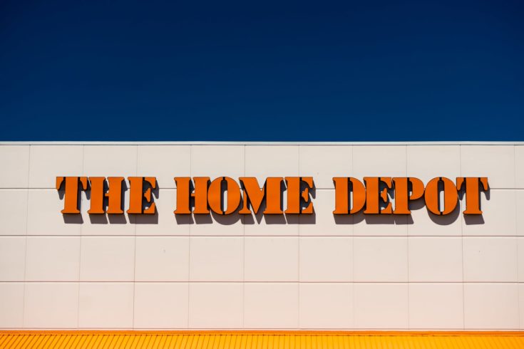 BLOOMINGTON, MN/USA - August 12, 2015: The Home Depot exterior. Home Depot is an American retailer of home improvement and construction products, supplies and services.