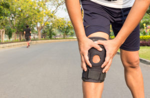 The Best Knee Braces For Torn ACL & Meniscus