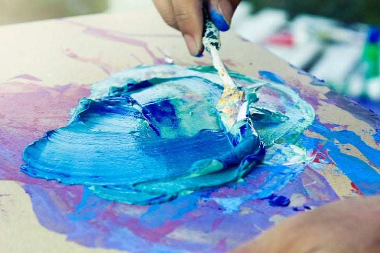 The Best Palette Knives for Painting Masterpieces