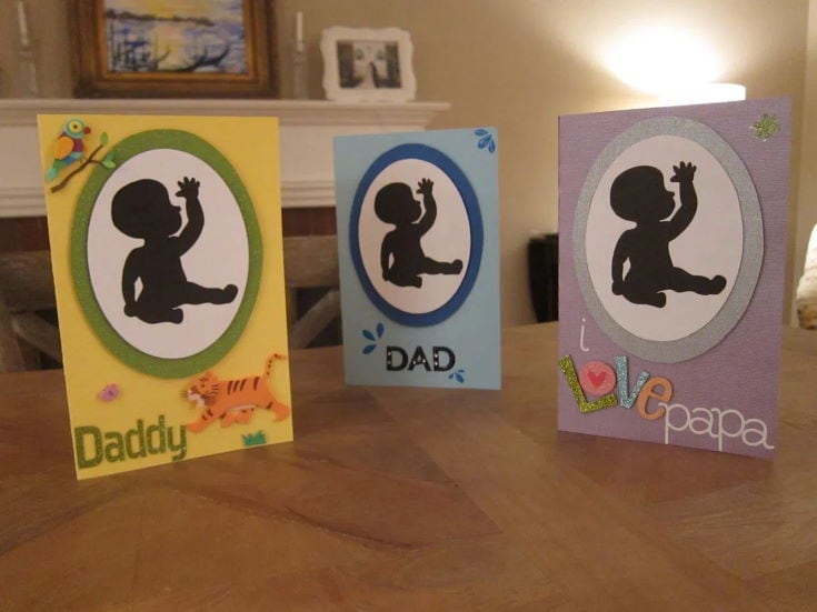 Baby Sign Language Card in different colors on the table