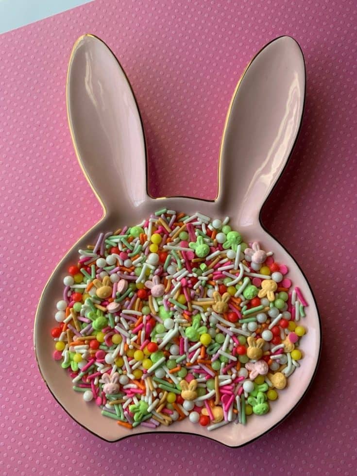 A Bunny Snack Bowl on a pink mat