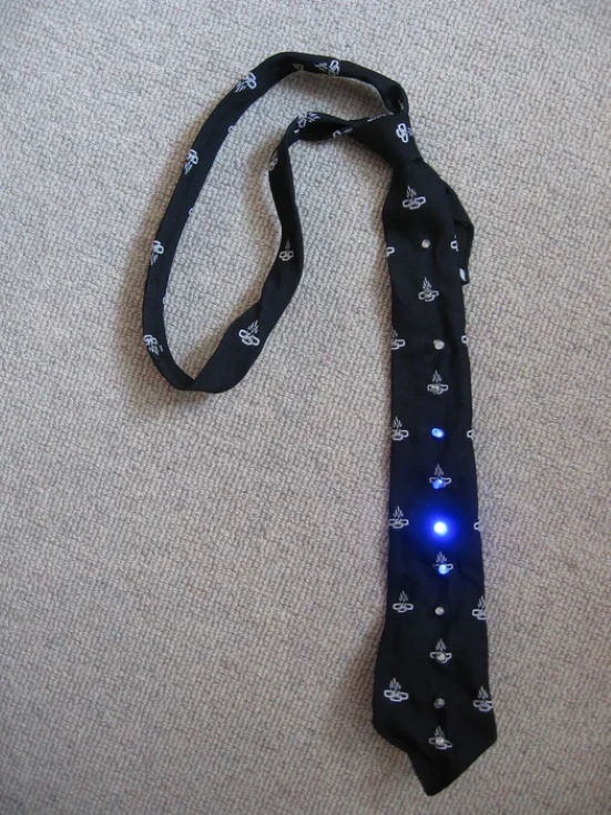 LED Tie That Glows