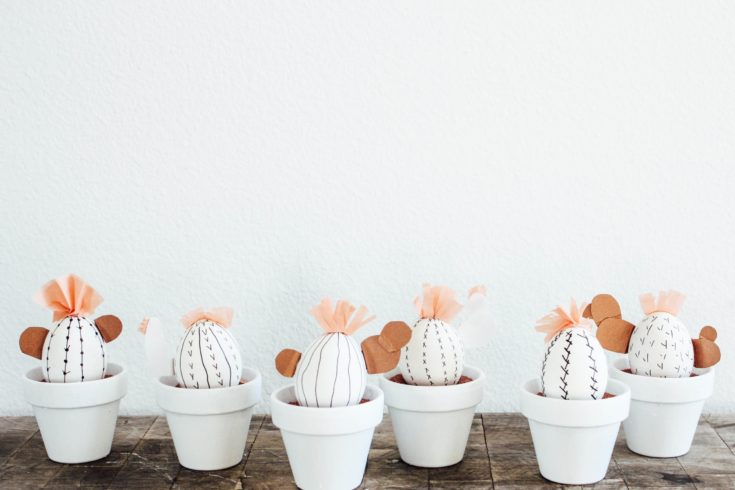 6 DIY cute Cactus Easter Eggs in white pots
