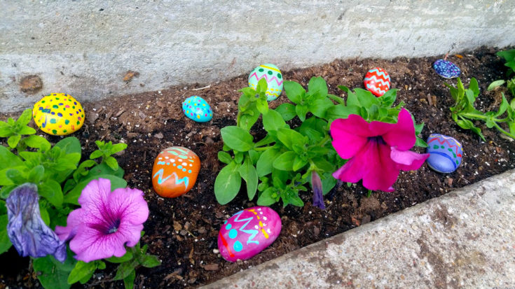DIY Easter Egg Garden Rocks