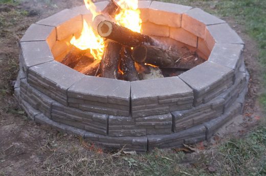 Simple Stone Fire Pit