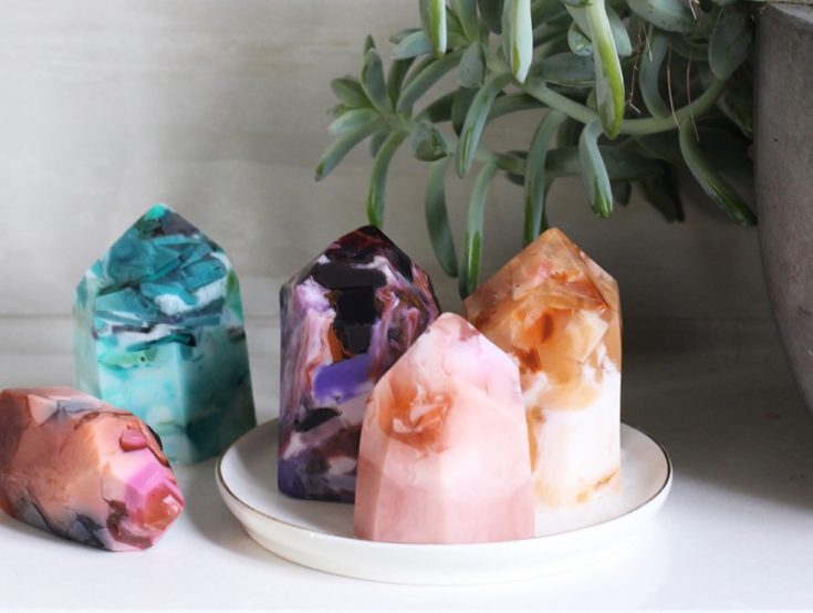 DIY marbled gemstone soaps crafts.