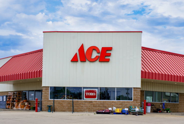 GRINNELL, IA/USA - AUGUST 8, 2015: Ace hardware store exterior and sign. he Ace Hardware Corporation is a retailers' cooperative in the United States.