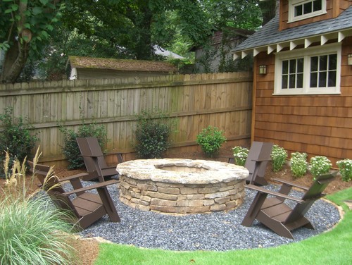 Pebbled Social Area Fire Pit