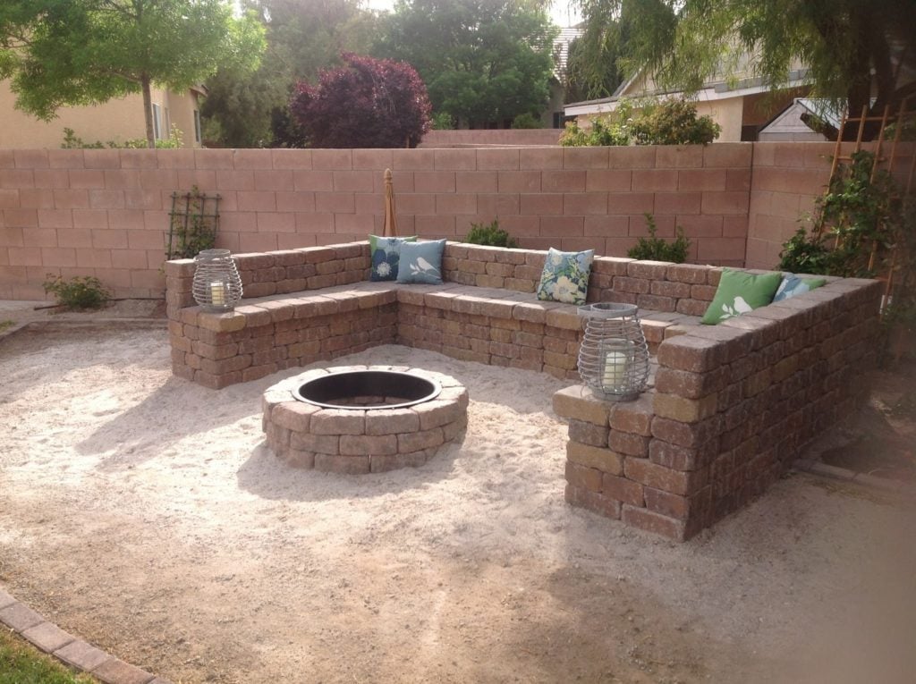 Brick Round Fire Pit with Brick seating