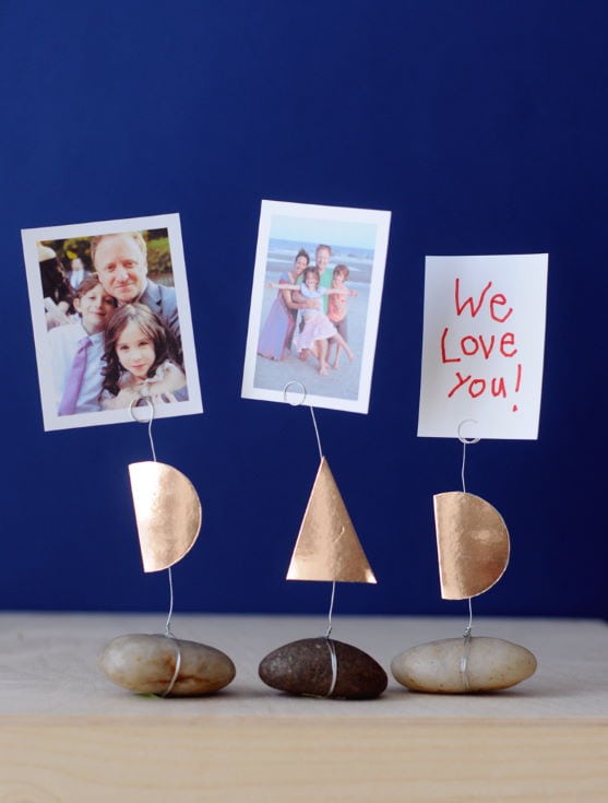 Photo Holder Paper tied on the stone