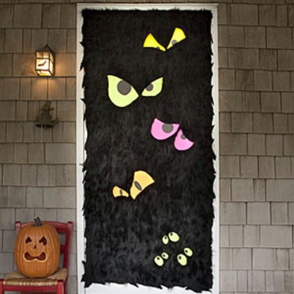Textured Halloween Door Décor