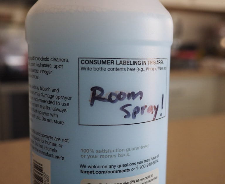 How to Make Homemade Air Freshener with Fabric Softener